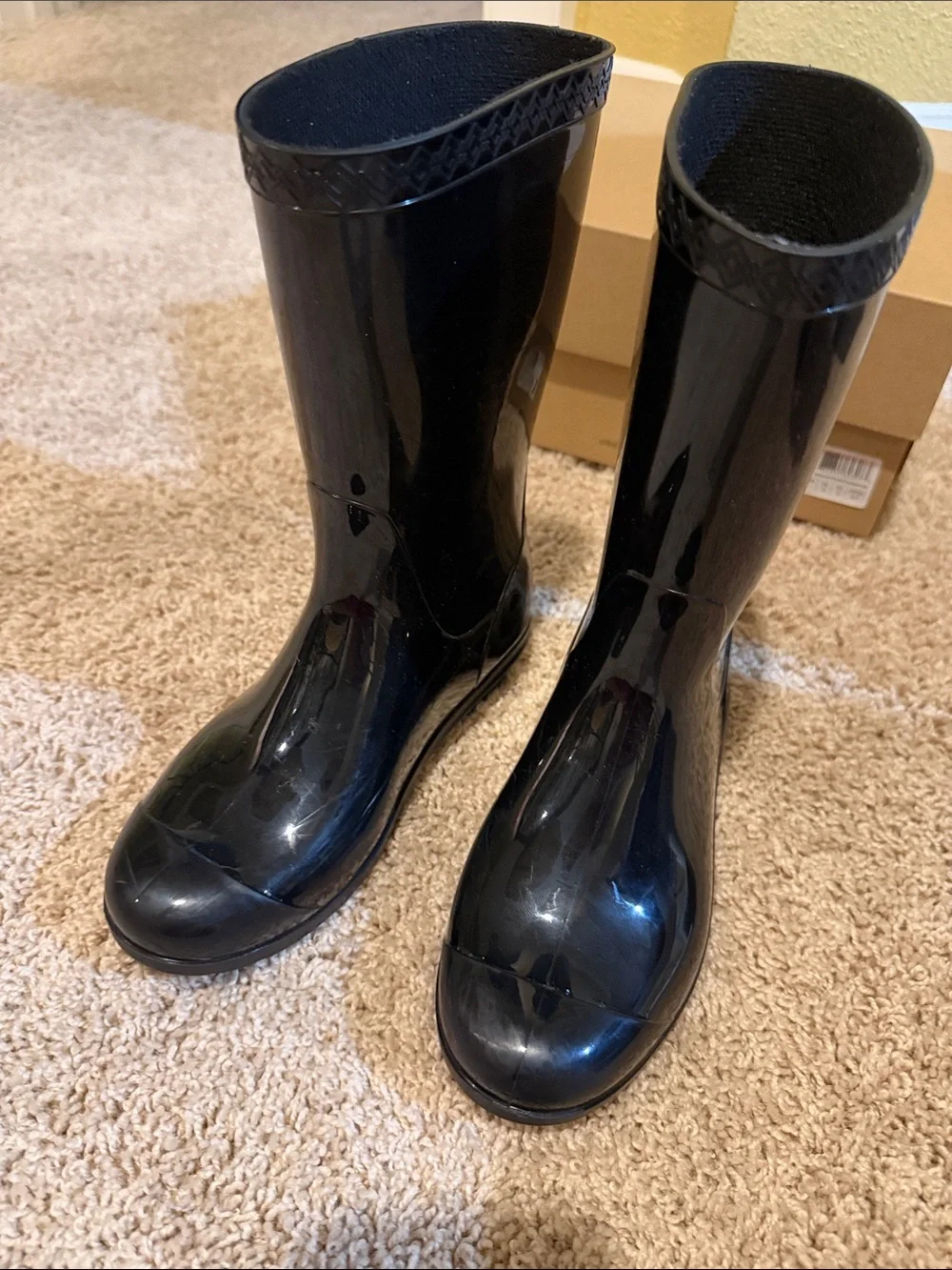 UGG waterproof glossy